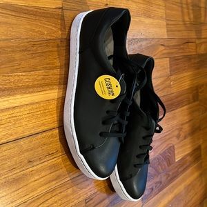 Comfy Clark Sneakers - never worn
